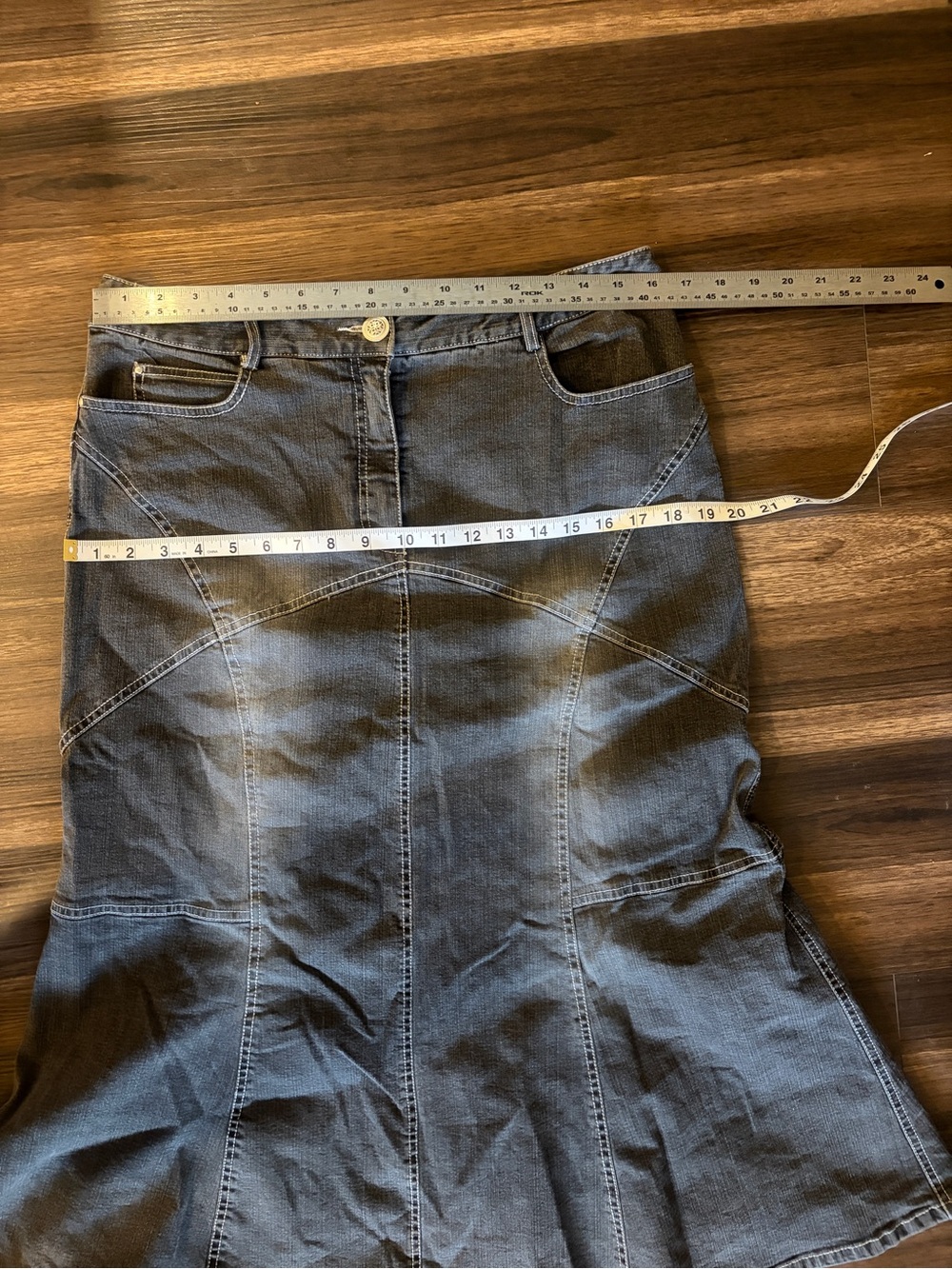 Y2K funky Black Denim Skirt - Picture 8 of 14